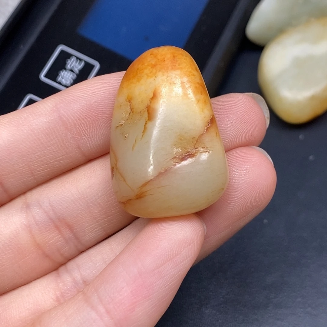 和田玉（糖玉）未镶嵌挂件
