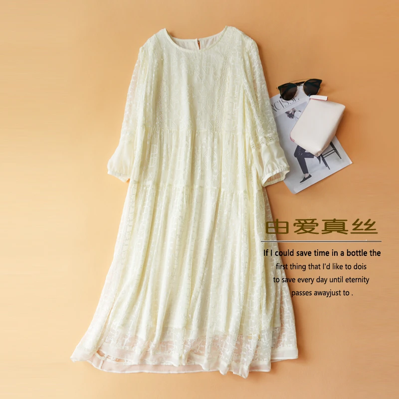 中长款圆领重工刺绣桑蚕丝连衣裙