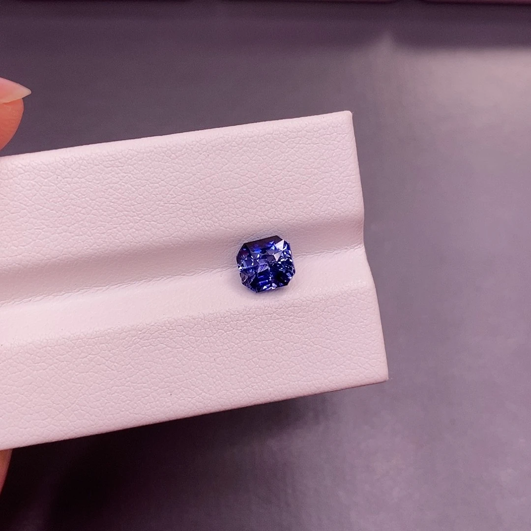 裸石蓝宝石1.78克拉