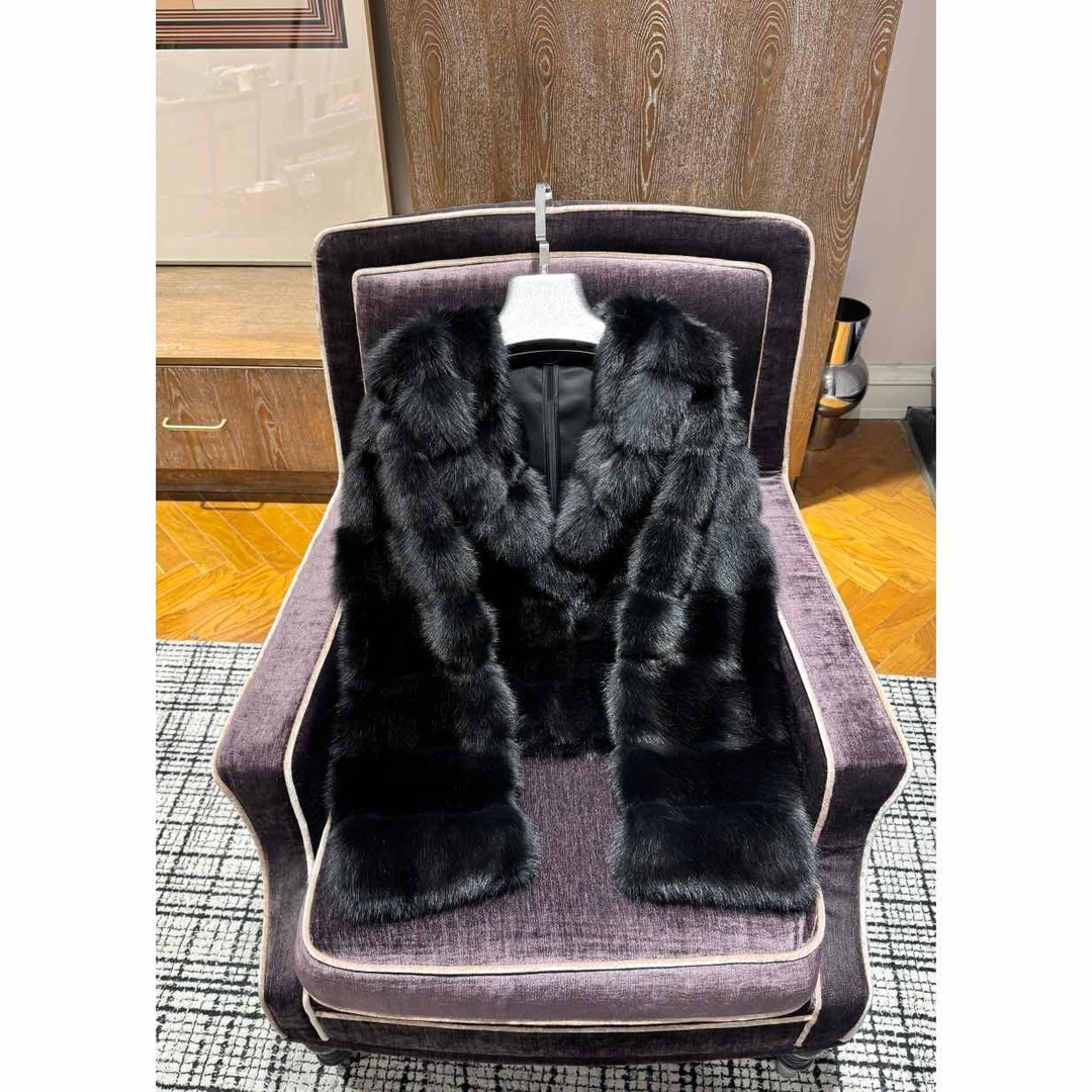 讴咪 意大利黑色俄罗斯皮草 短款披肩帽女士裘皮外套 OM447