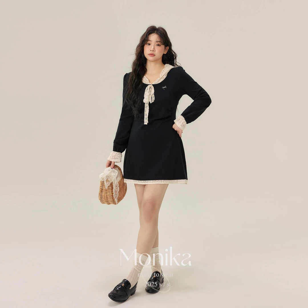 大码女装胖mm收腰显瘦撞色法式连衣裙蕾丝花边连帽小黑裙短裙4868