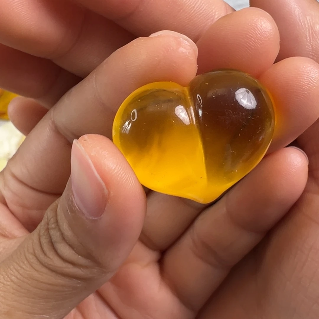 琥珀未镶嵌裸石琥珀