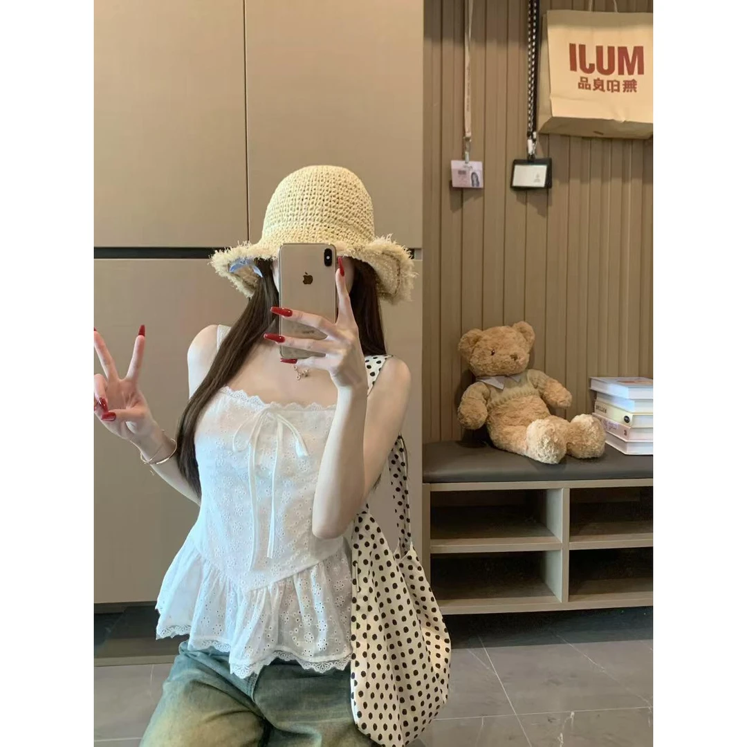 纯欲甜美蕾丝花边吊带背心女2025夏季新款修身显瘦小众镂空上衣潮