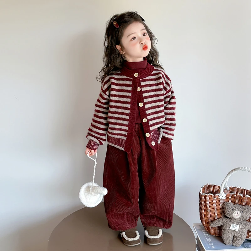 女童条纹毛衣套装儿童秋冬装韩版森系休闲风女宝宝冬季开衫三件套