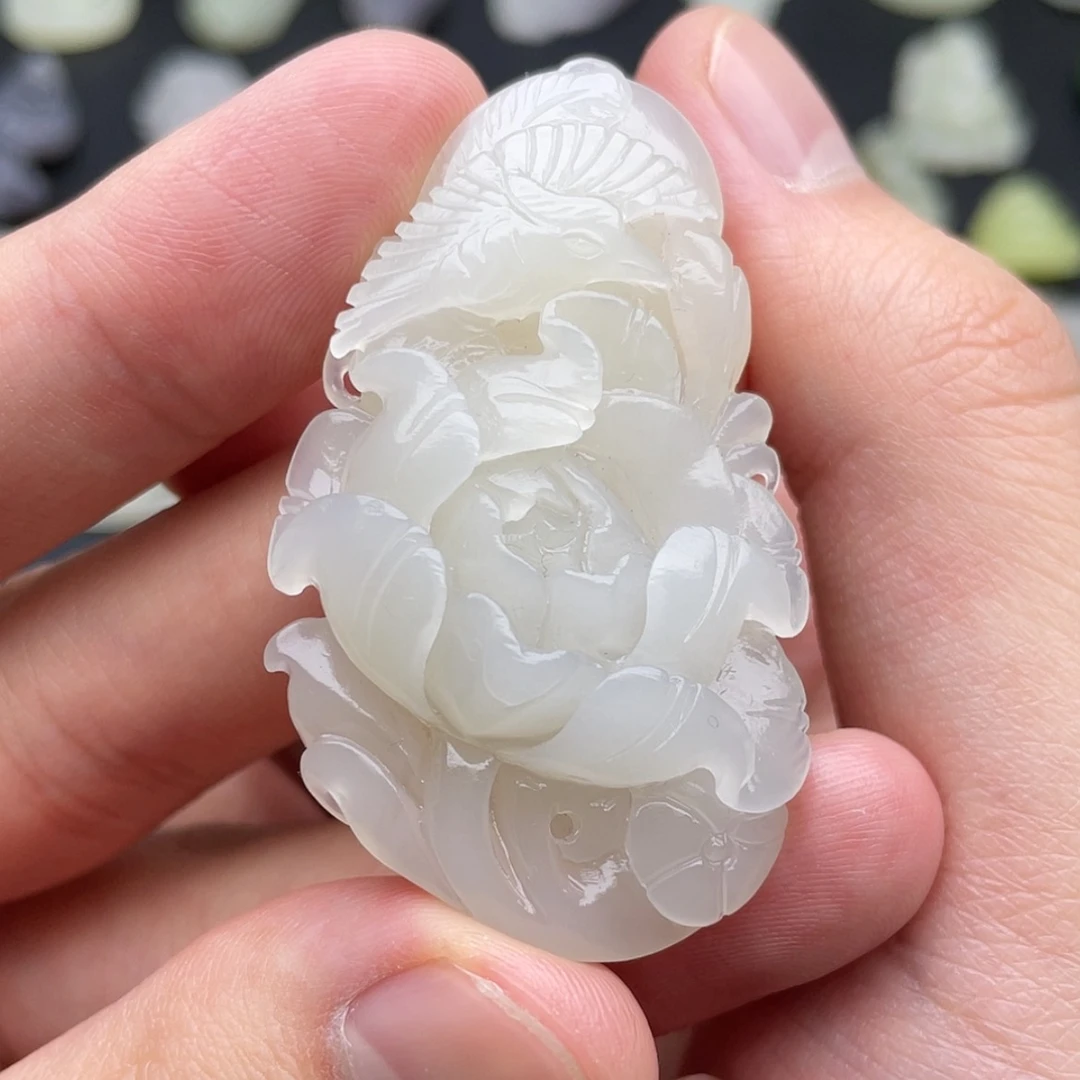 【闪购商品】颈饰未镶嵌和田玉