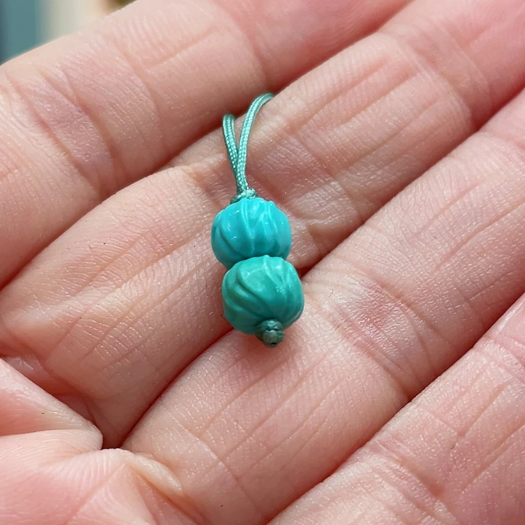 绿松石颈饰未镶嵌