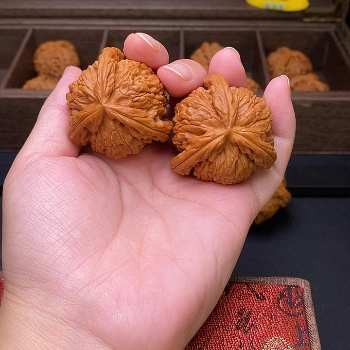 安***果把件文玩核桃白奔