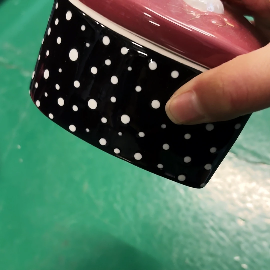 飘****瑜陶瓷艺术设计中心