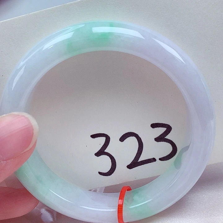 翡翠未镶嵌手镯翡翠