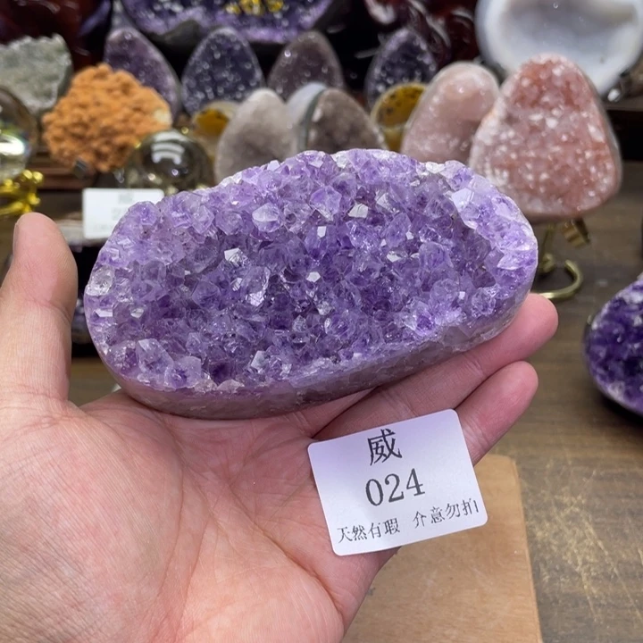 未镶嵌水晶珠宝半成品