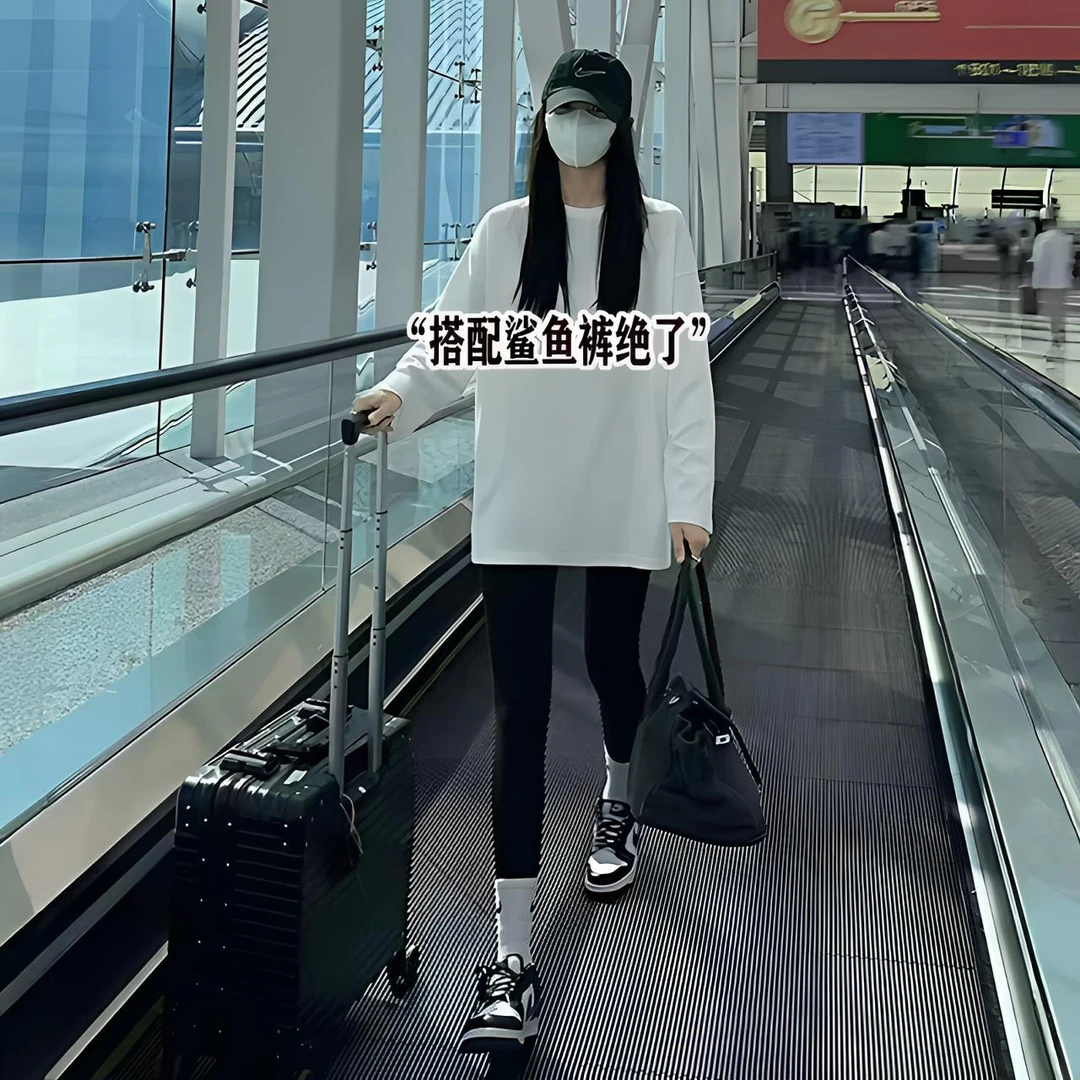 圆领2025新款秋冬加绒白色打底衫内搭宽松显瘦遮屁股长袖T恤上衣