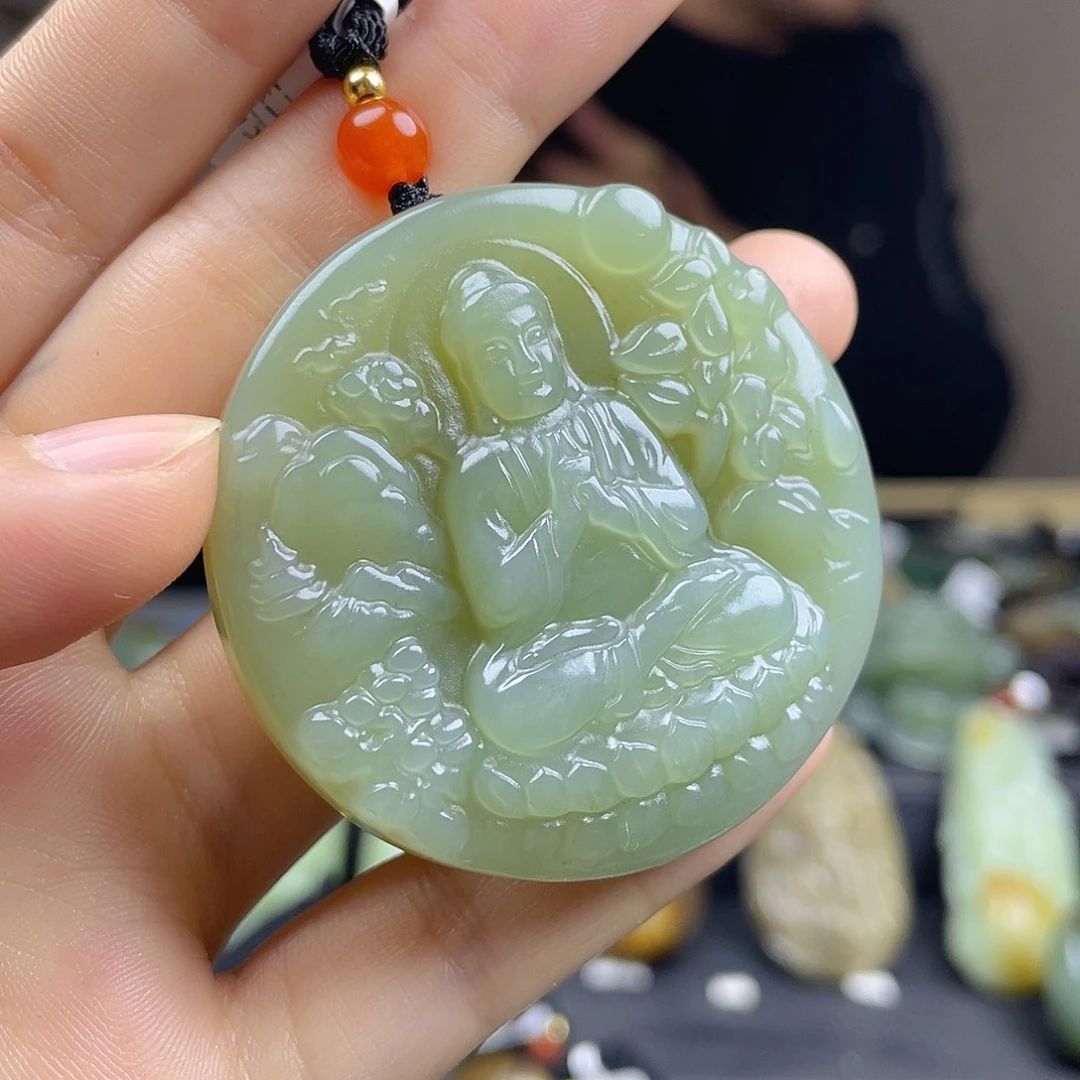 和田玉未镶嵌颈饰