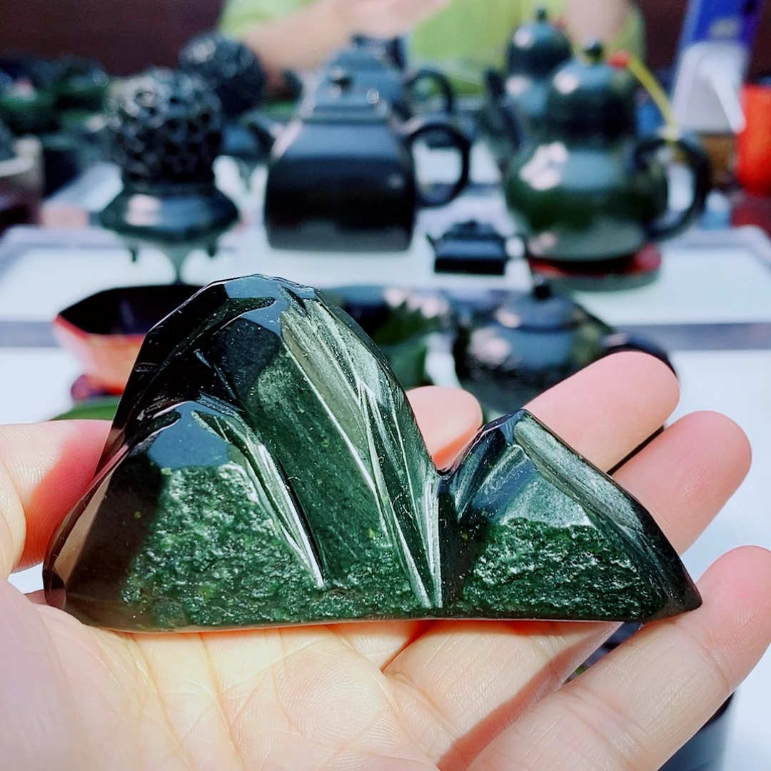 未镶嵌和田玉摆件