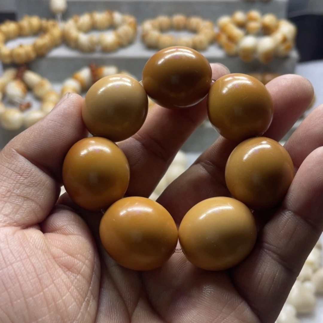 吊坠菩提根/象牙果全品象牙果鸽子蛋手捻卡25