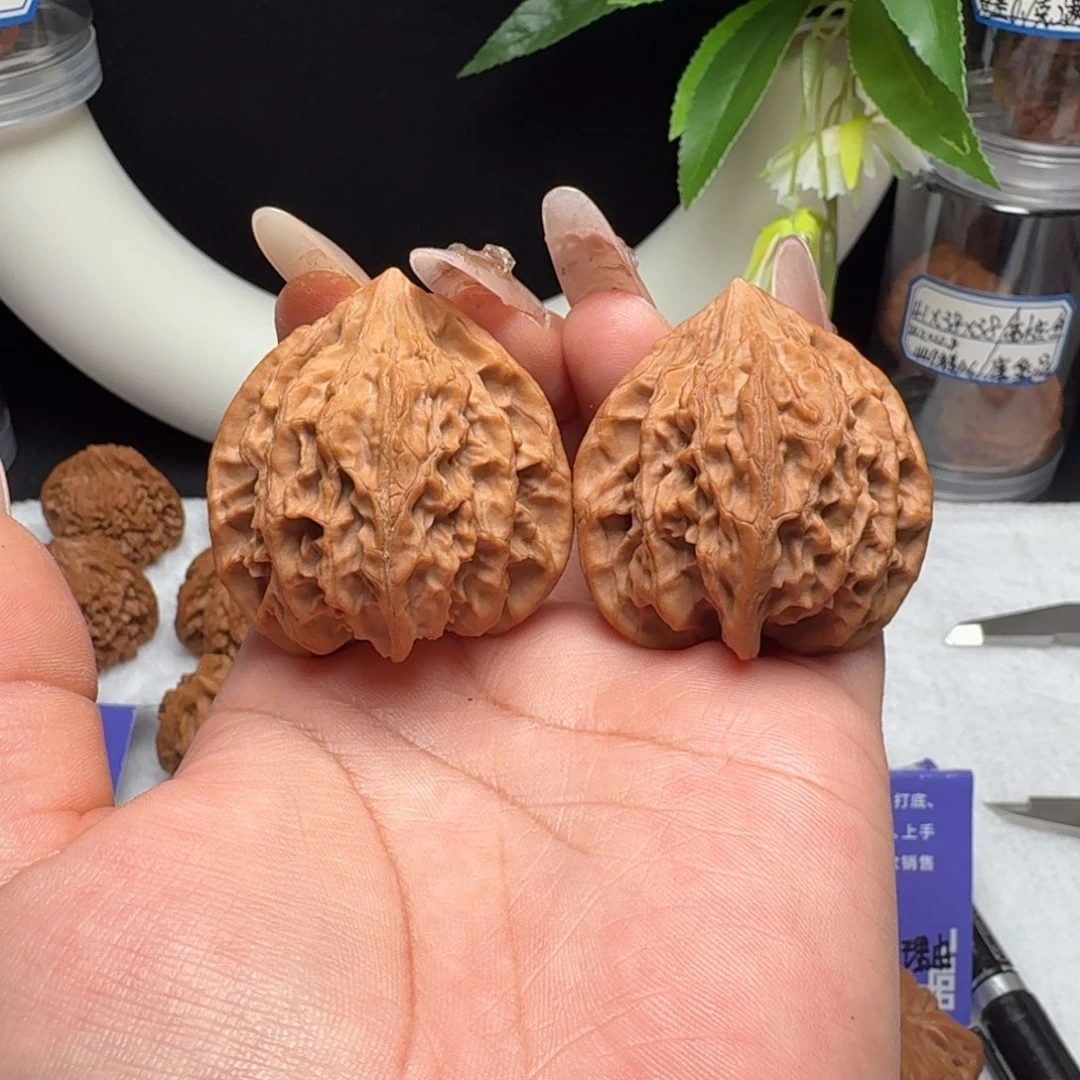 文玩核桃把件血灯笼42