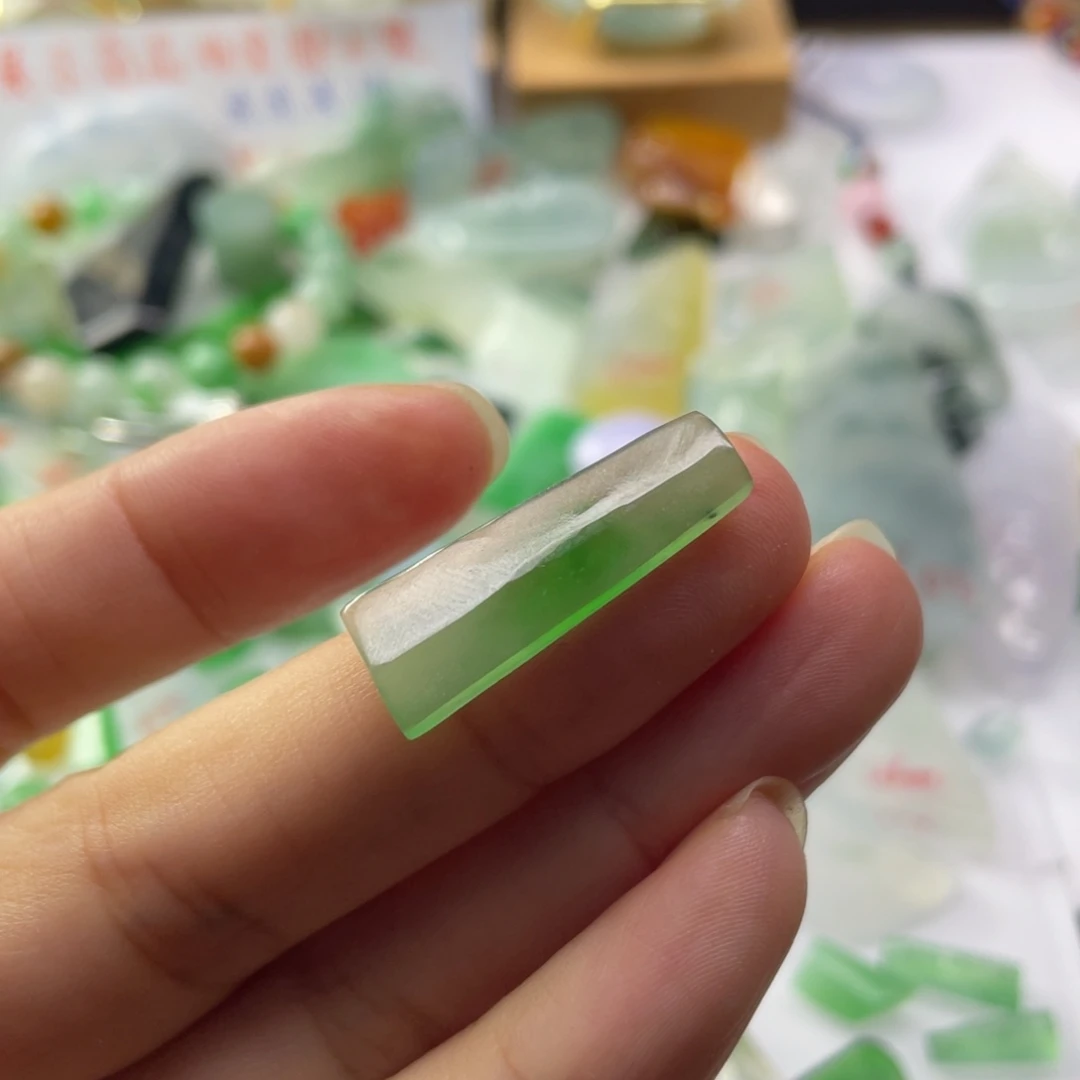 定制翡翠未镶嵌天然缅甸翡翠