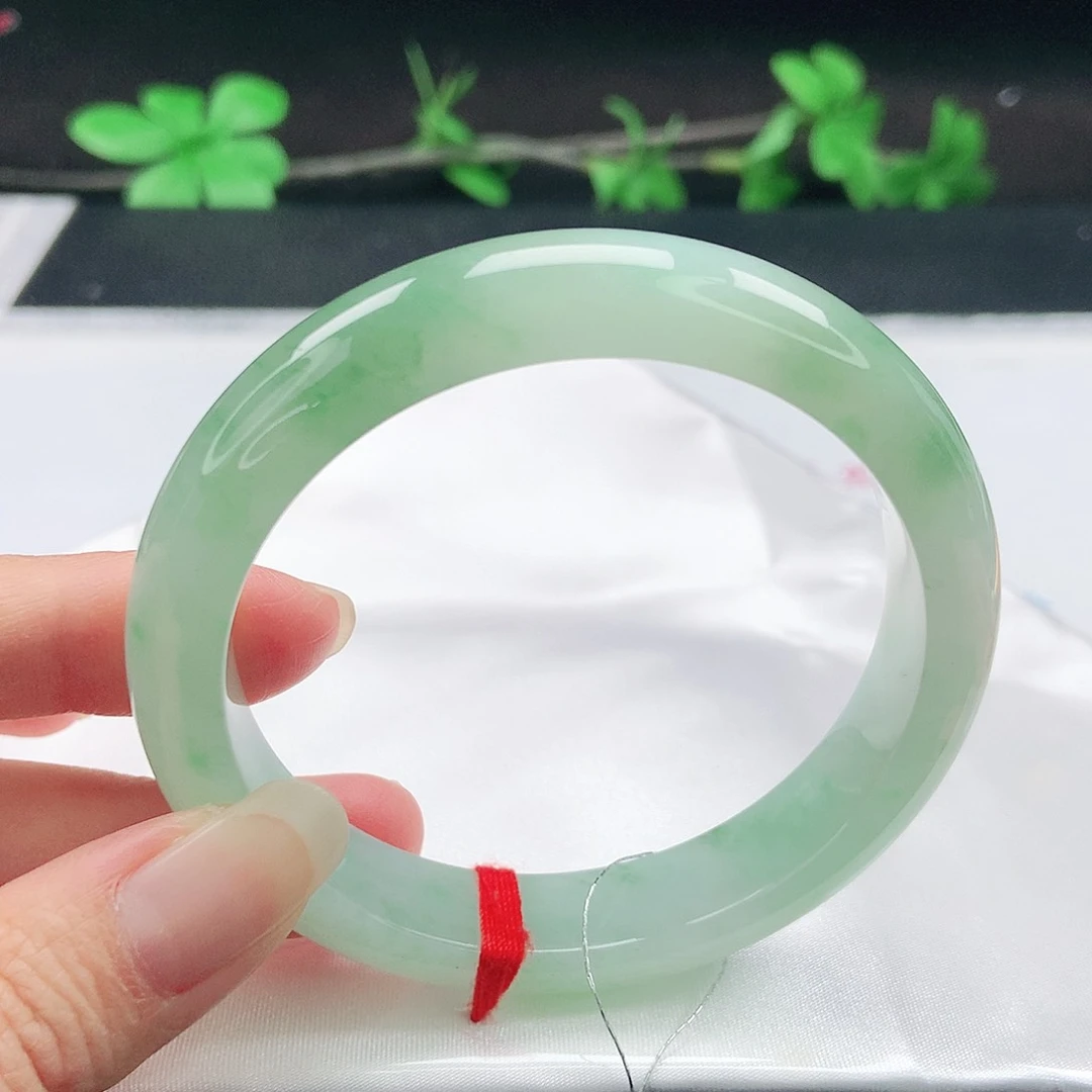 未镶嵌手镯翡翠58圈