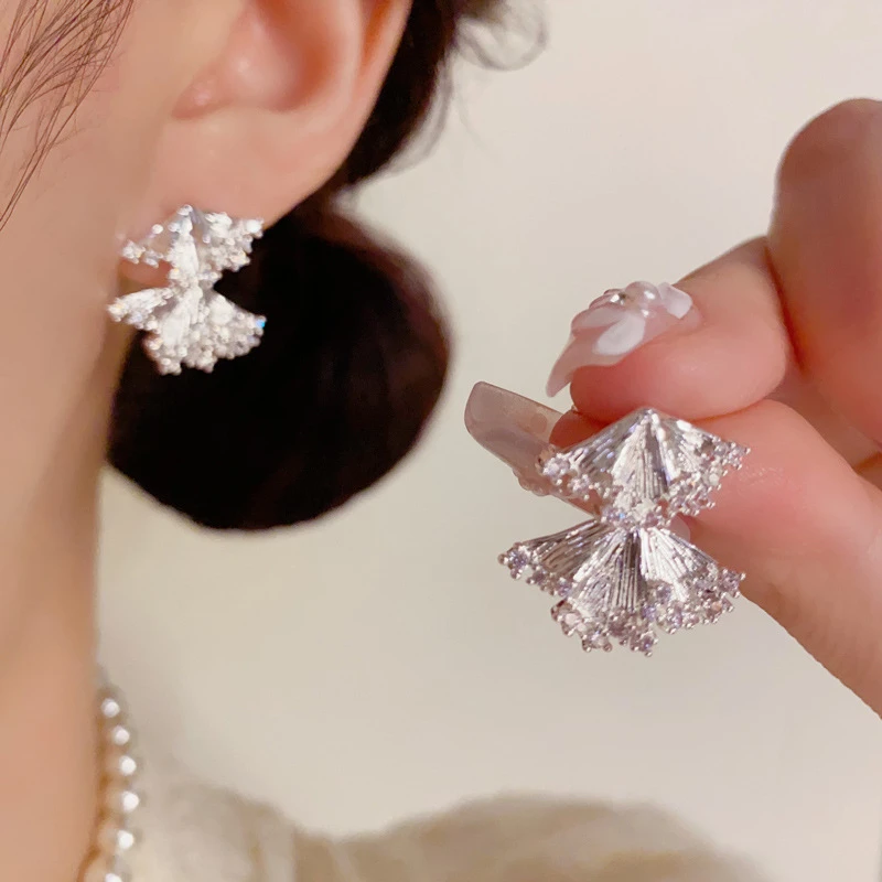 铜合金树脂耳饰 轻奢气质时尚百搭闪亮耳环