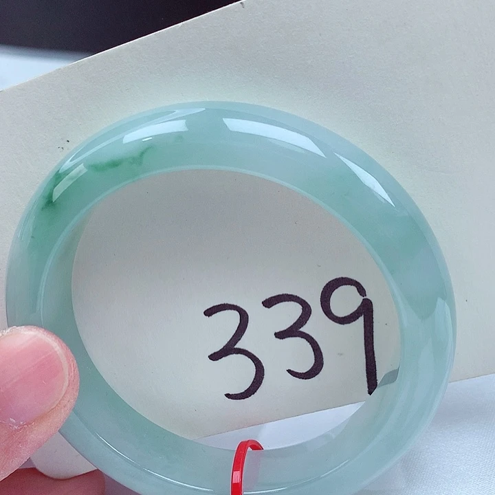 翡翠未镶嵌手镯翡翠