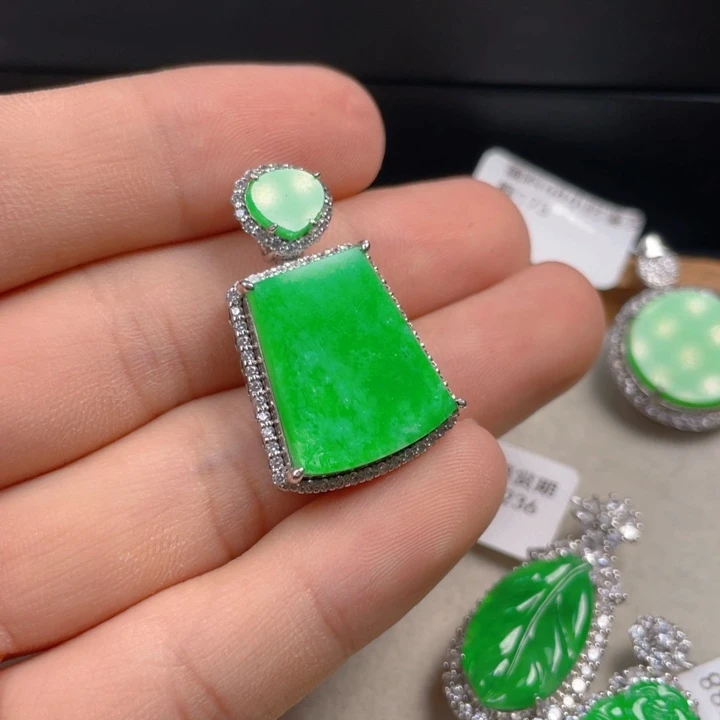 翡翠银S925镶嵌吊坠(不含链)