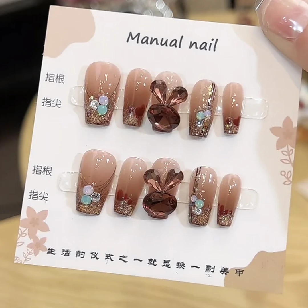 【招招兔-孤品微瑕NO退换补】鹿鹿家-纯手工穿戴甲