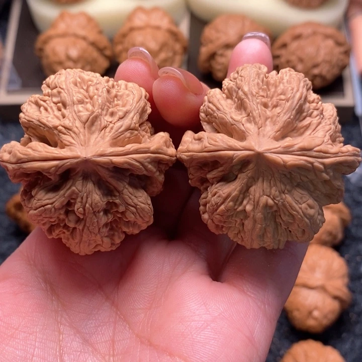 文玩核桃把件精品球筋42