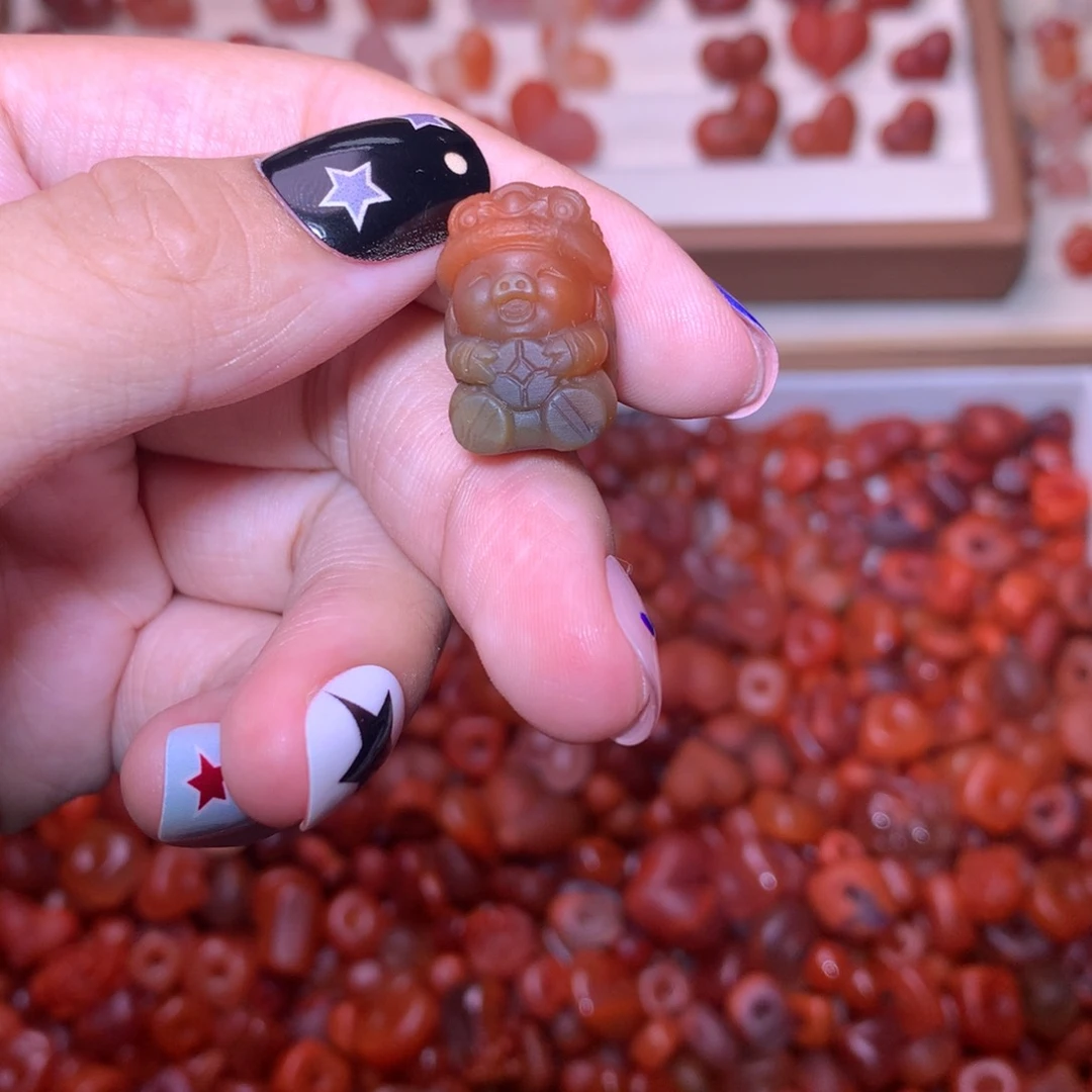 南红玛瑙屁桃合金57