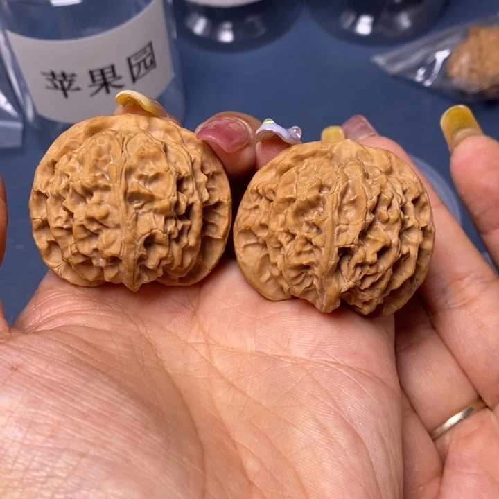 文玩核桃把件42苹果