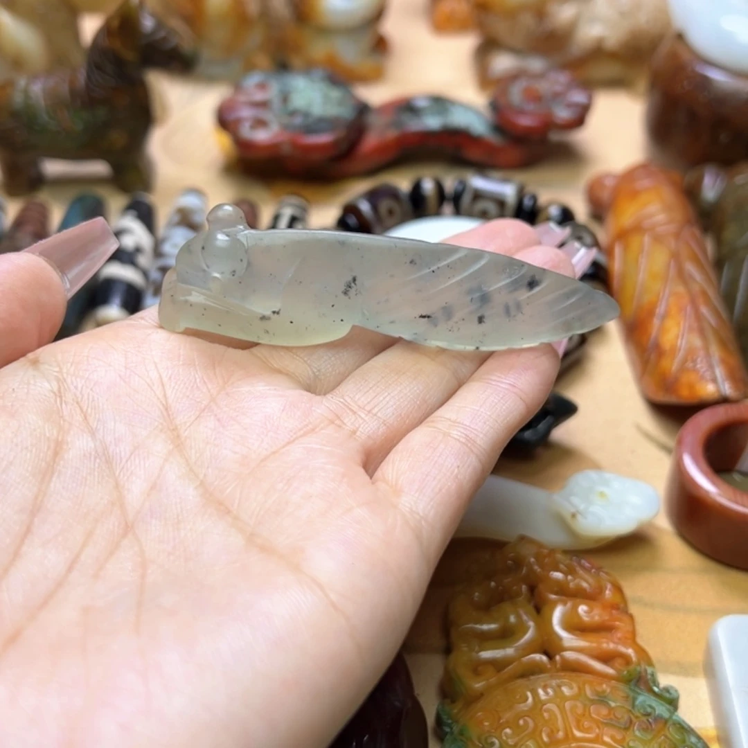 【闪购商品】蛇纹石玉颈饰未镶嵌