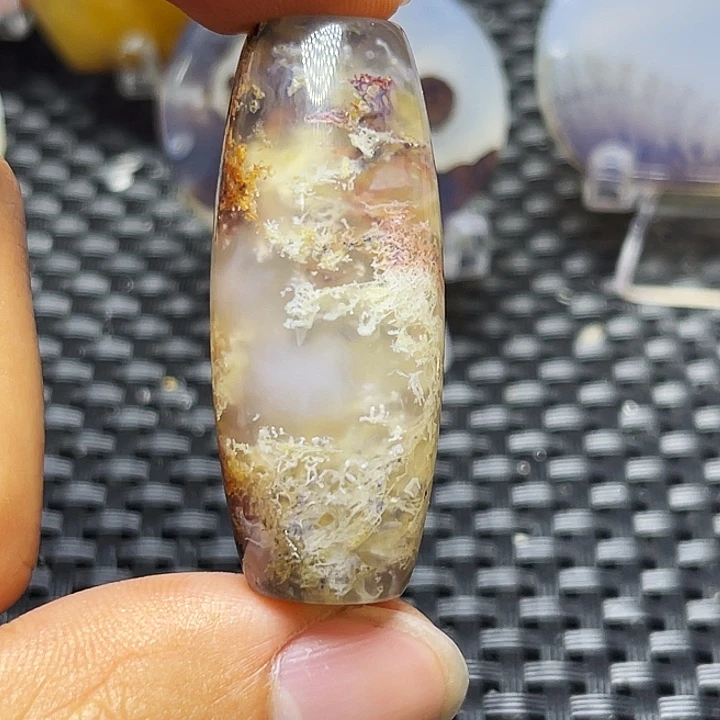 阳***光玛瑙/玉髓未镶嵌颈饰