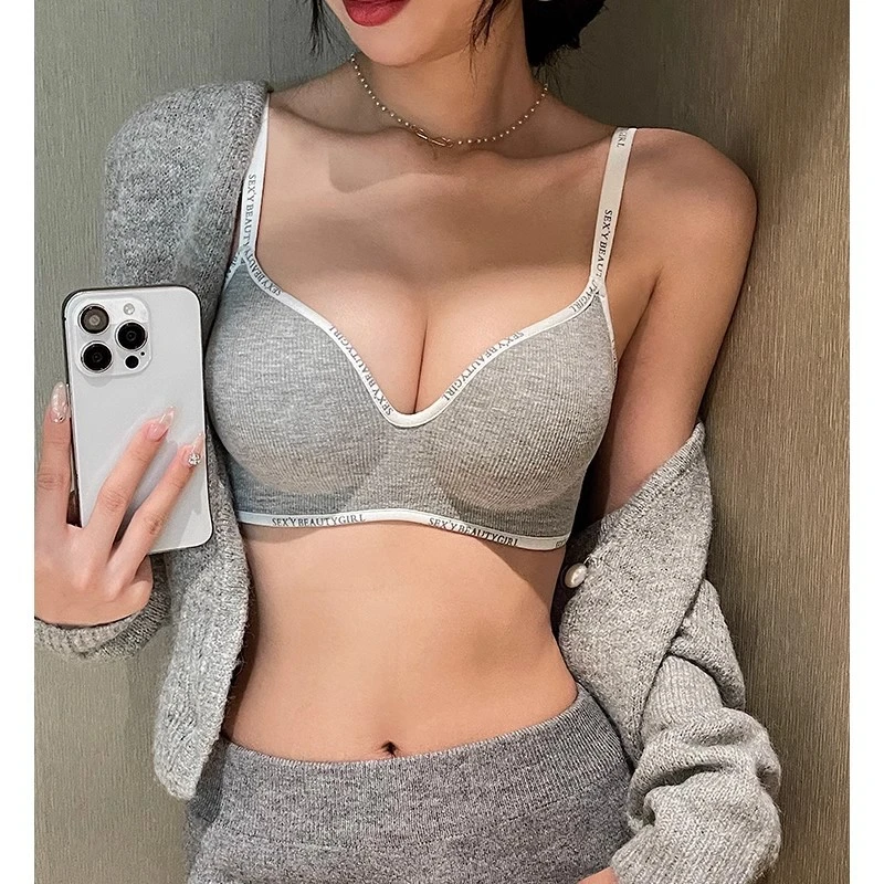 【慕朵泡芙】小胸专用聚拢内衣女无痕透气收副乳提拉文胸蜜桃杯显大