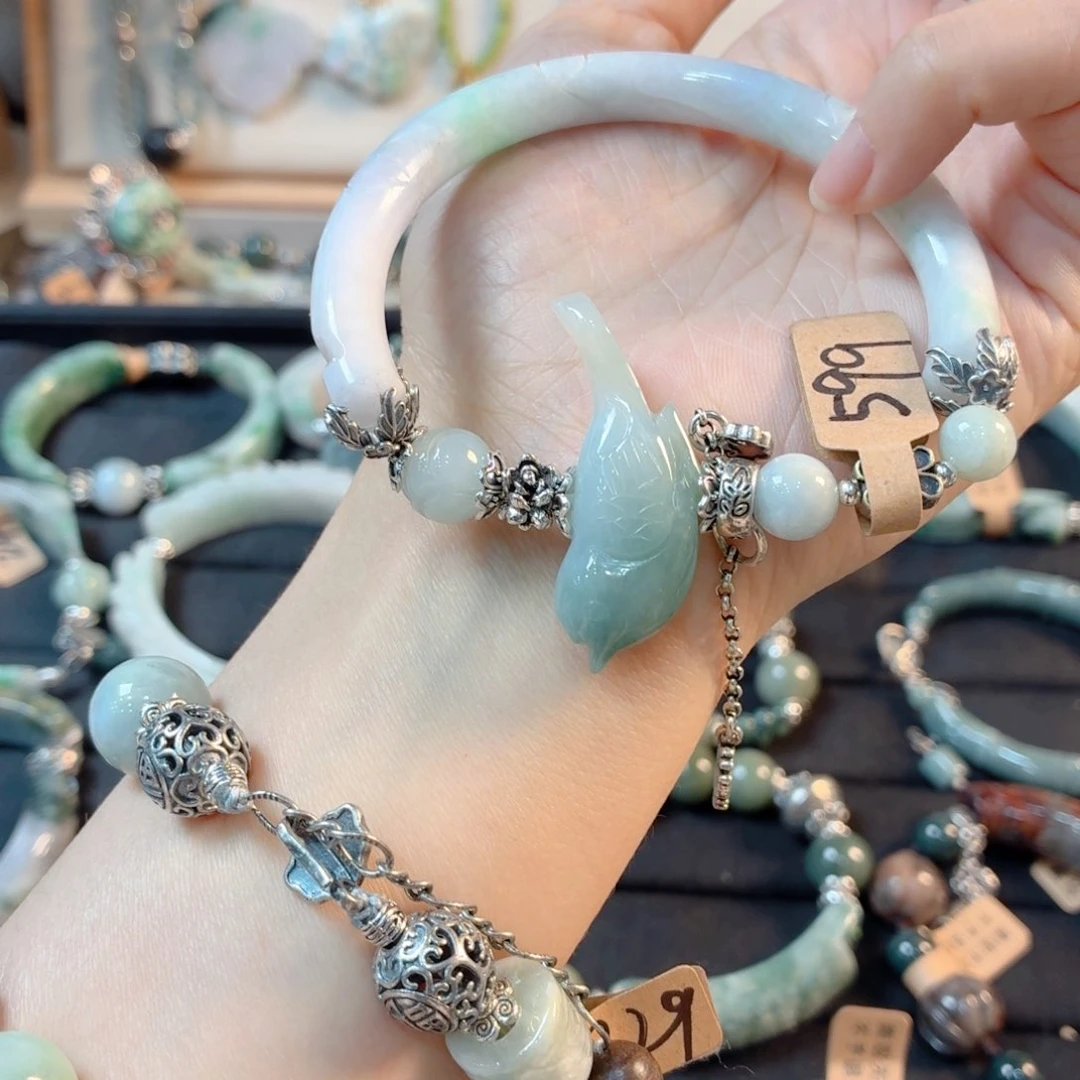 未镶嵌手链翡翠糯**手串