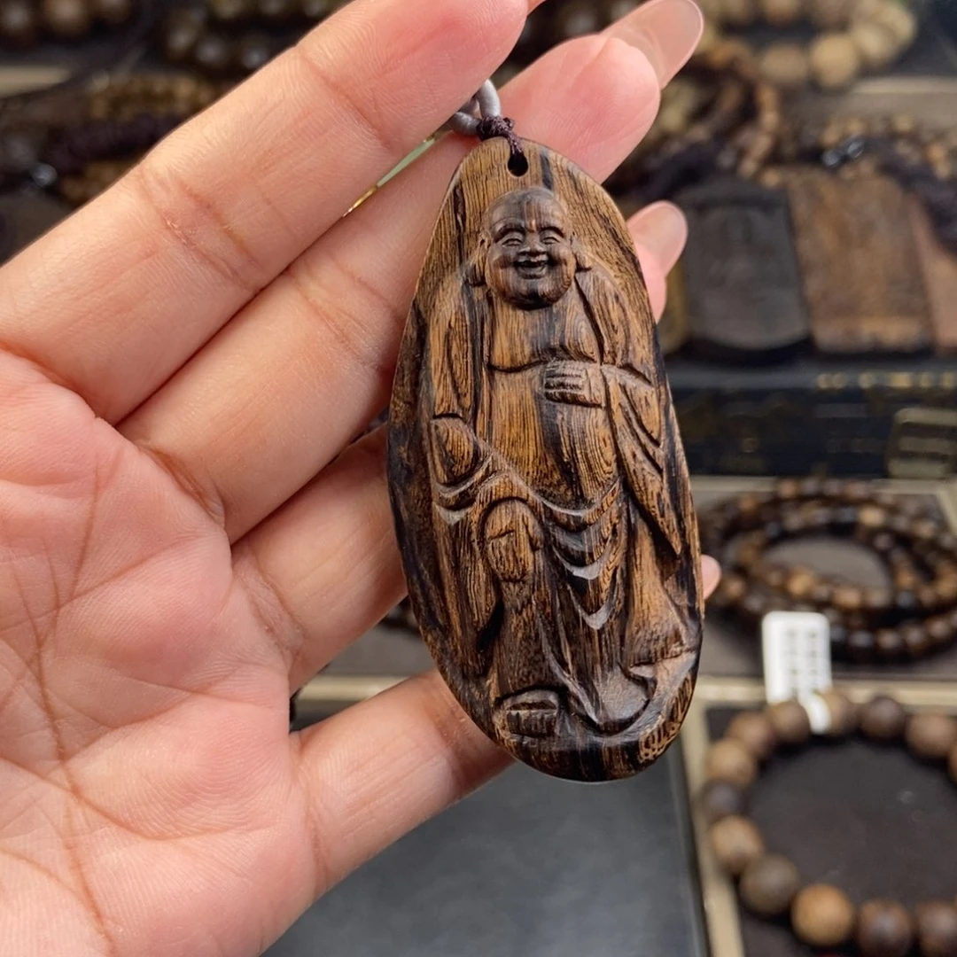 木与**争越南白棋楠留疤