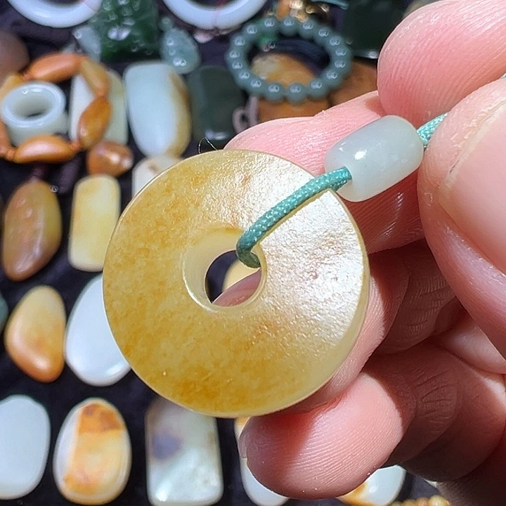 和田玉未镶嵌吊坠(不含链)