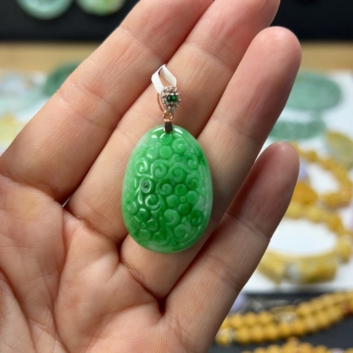 颈饰银S925镶嵌翡翠吊坠