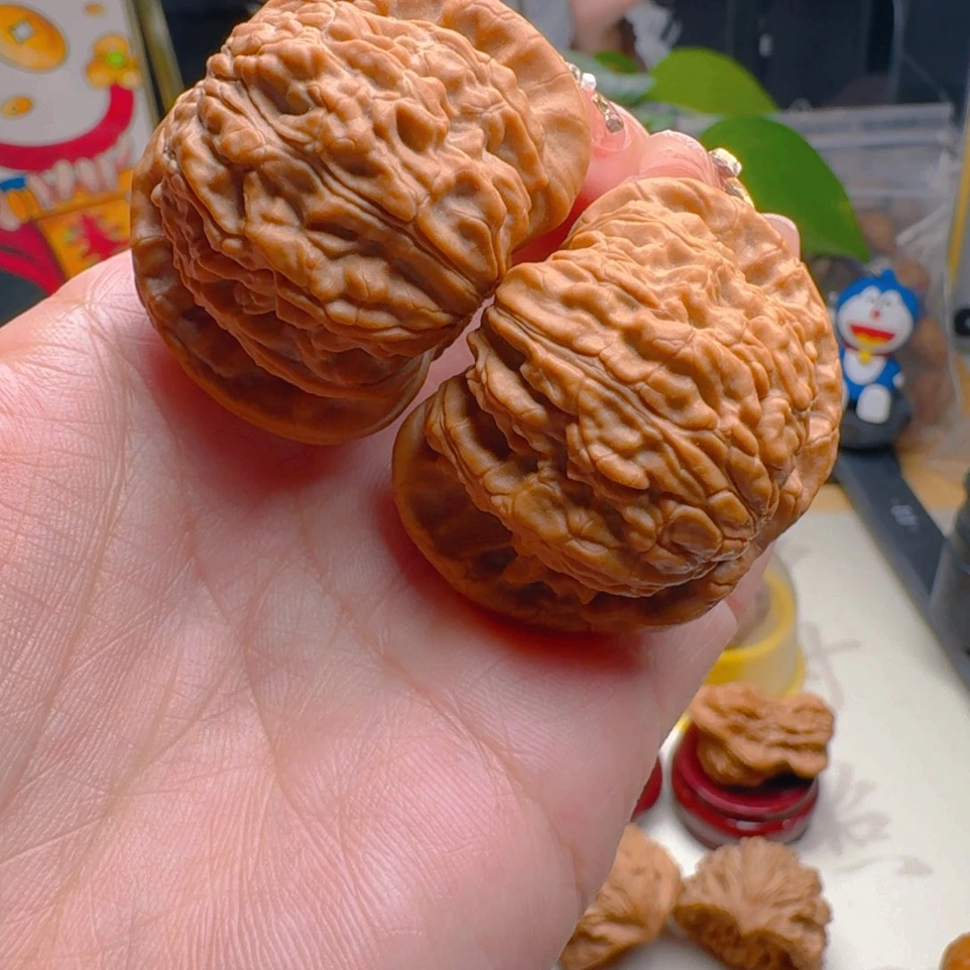 核桃把件42尺寸白狮子