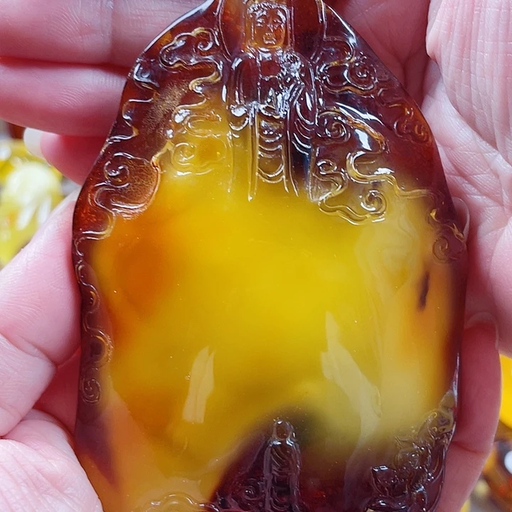 西***儿琥珀未镶嵌裸石吊坠