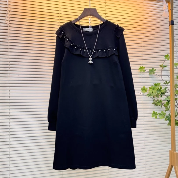 花边拼接黑色连衣裙中长款加厚显瘦气质百搭秋冬遮肚打底长袖大码