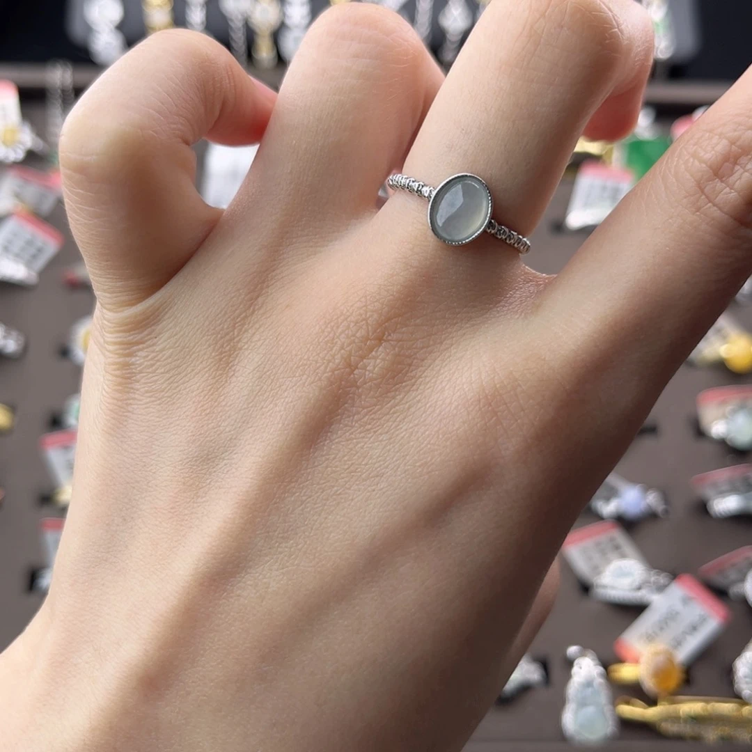 翡翠戒指银S925镶嵌5689