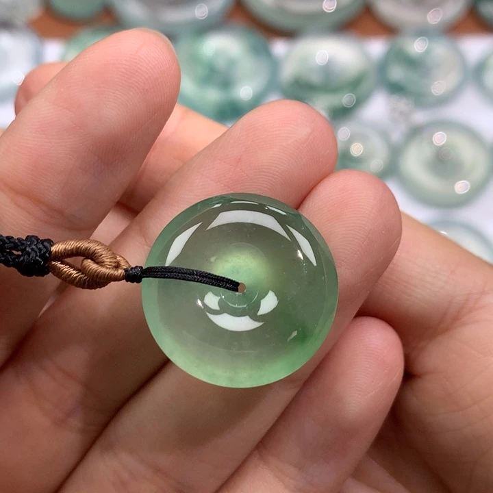 翡翠未镶嵌颈饰21.2-5.9