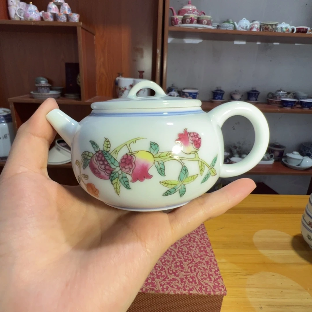瓷片景德镇陶瓷石榴桃西施壶一把
