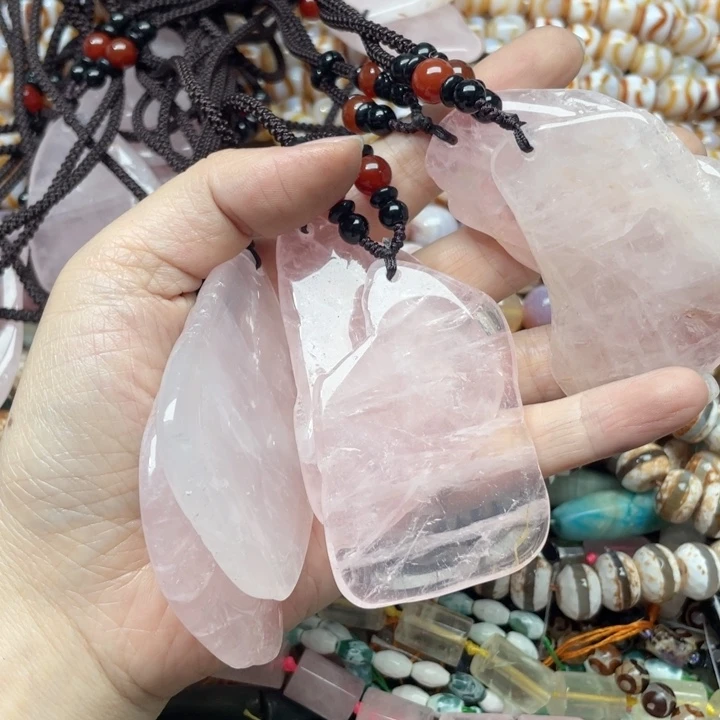 玛瑙/玉髓合金珠宝半成品一条粉晶原石项链