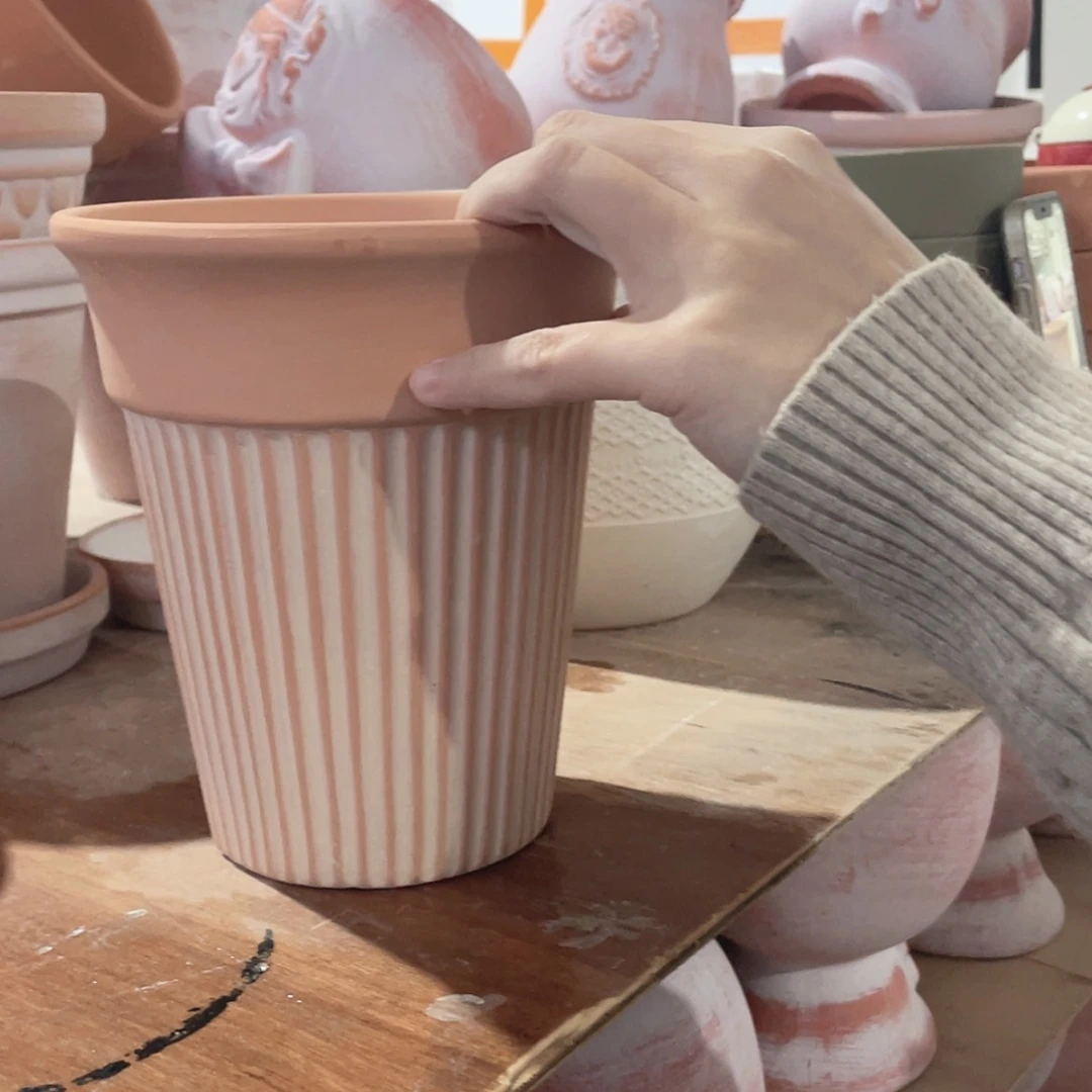 【闪购商品】红陶米黄竖纹高脚14-16