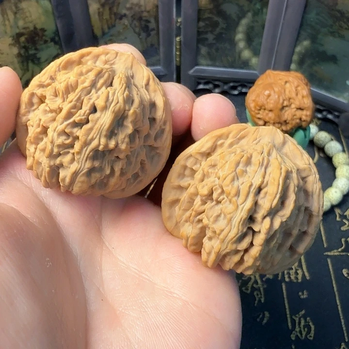 文玩核桃把件汉高楼43