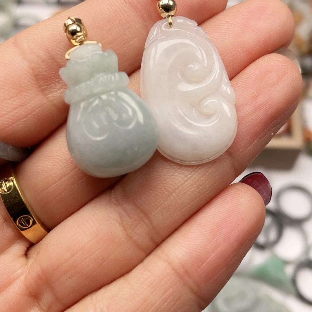 【闪购商品】翡翠颈饰未镶嵌天然