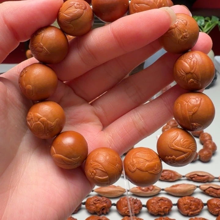 手串/手链橄榄核正圆浮雕罗汉头
