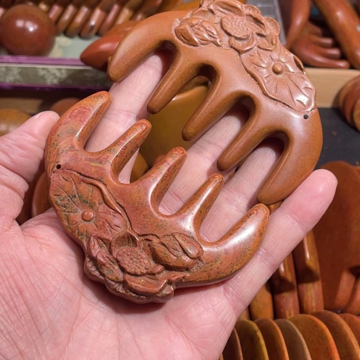 红砭石精品款雕花五齿梳
