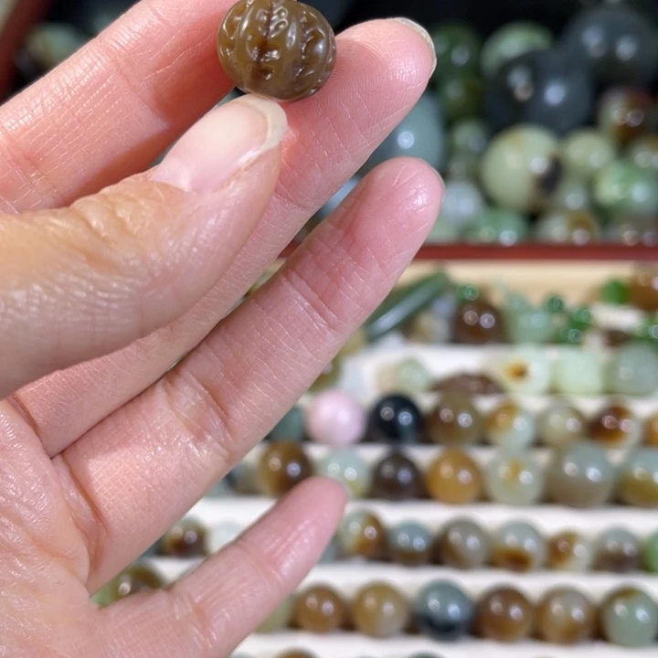 和田玉（糖玉）未镶嵌珠宝半成品