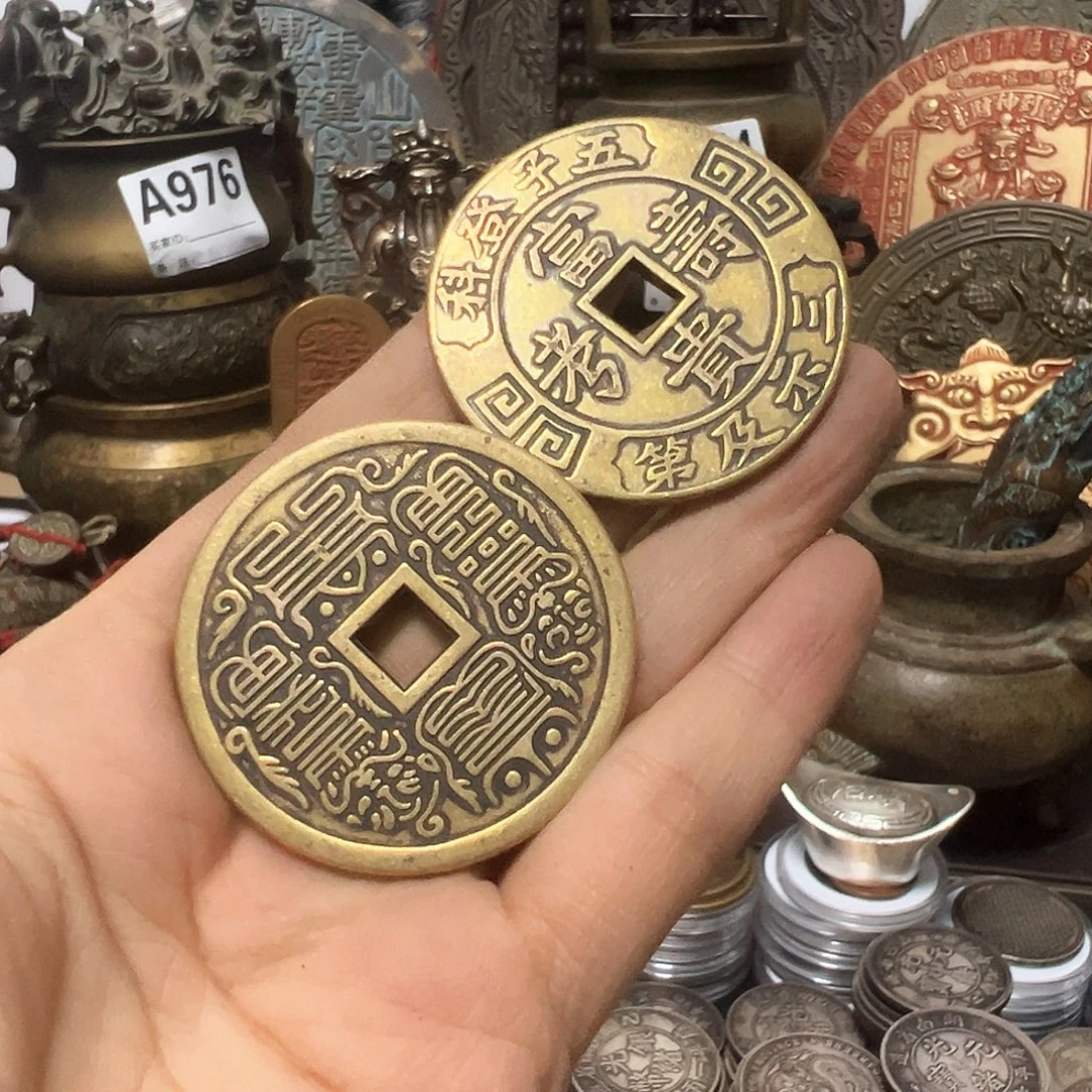 金属复古风格摆件