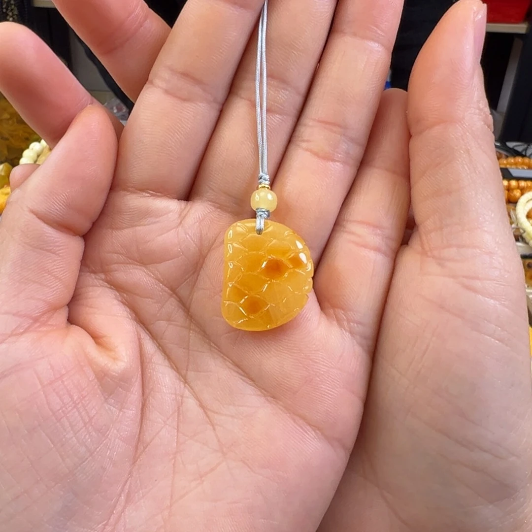 蜜蜡裸石未镶嵌蜜蜡